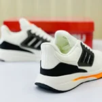 UltraBoost Running Sneaker Lot: 24 | Product Code: 585 - Image 7