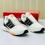 UltraBoost Running Sneaker Lot: 24 | Product Code: 585 - Image 6