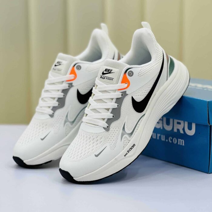 Zoom Running Sneaker Lot: 23 | Product Code: 691