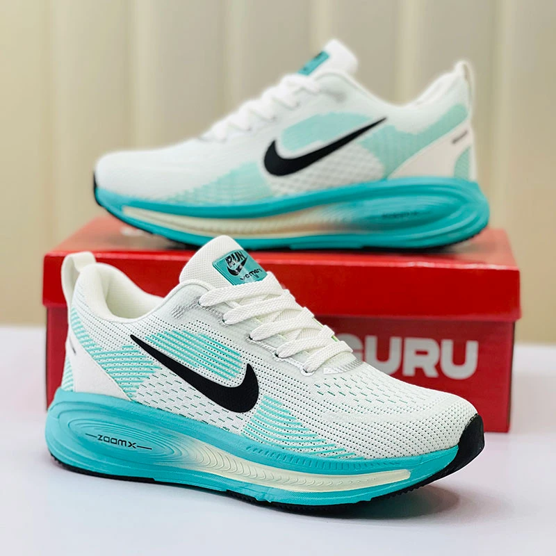 803 (1) Vomero Running Sneaker Lot: 25 | Product Code: 803 - Image 1