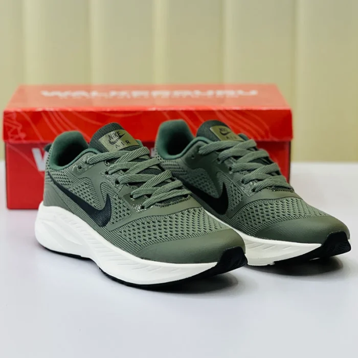 Power Step Running Sneaker Lot: 31 | Product Code: 832