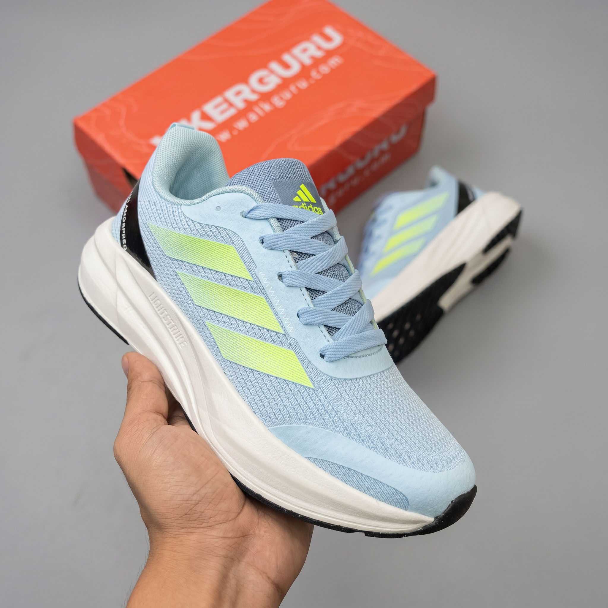 863 display Power Step Running Sneaker Lot: 42 | Product Code: 863 - Image 1