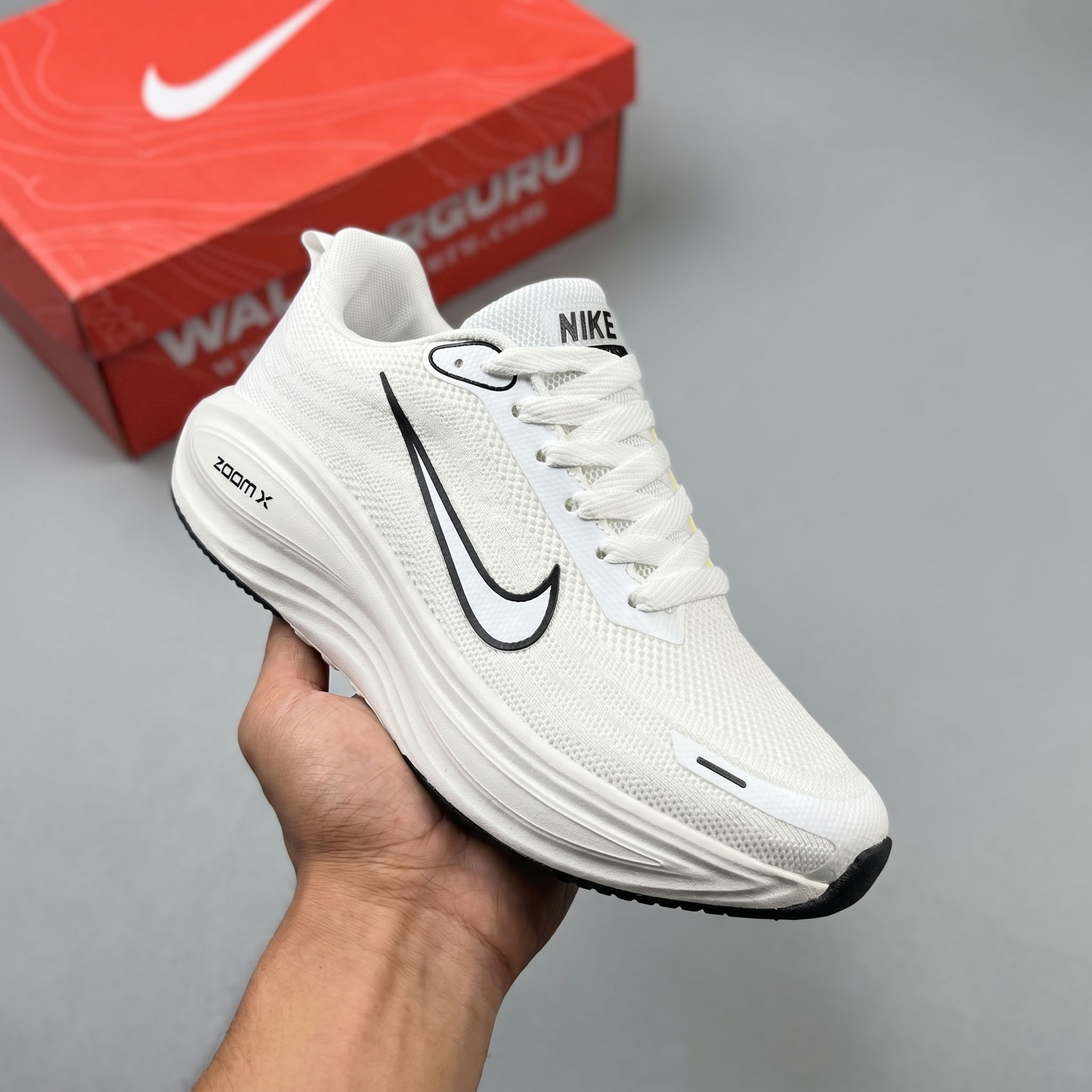 866 pi Power Step Running Sneaker Lot: 44 | Product Code: 866 - Image 1