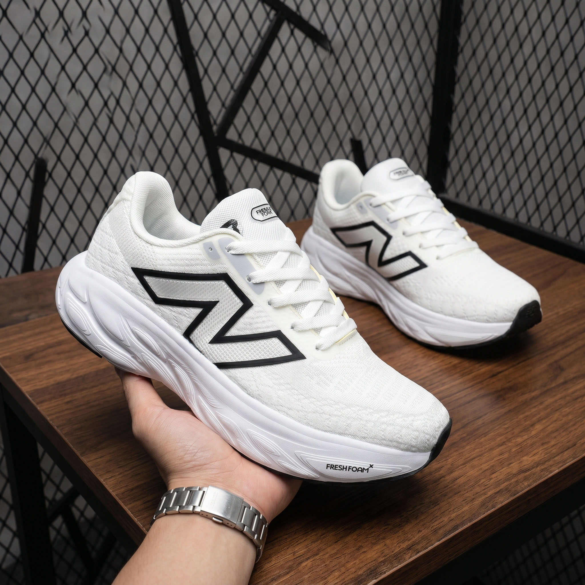 912 pi New Balance Running Sneaker 1:1 Mirror Grade Lot: 53 | Product Code: 912 - Image 1