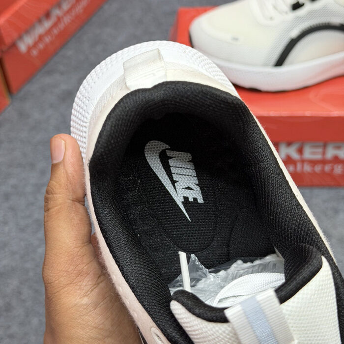 Nike React Running Sneaker 1:1 Mirror Grade Lot: 56 | Product Code: 913