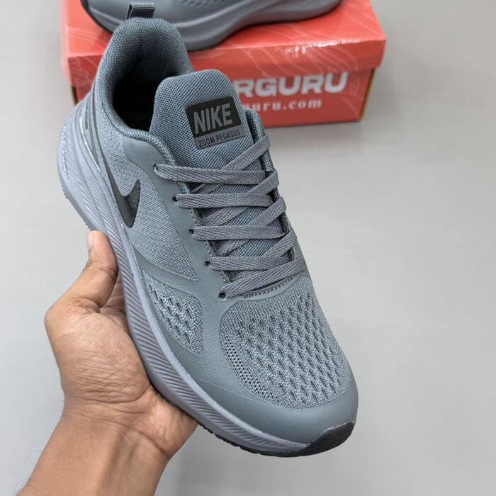Premium Imported Lightweight Sports Running Shoes Lot: 61 | Code: 925