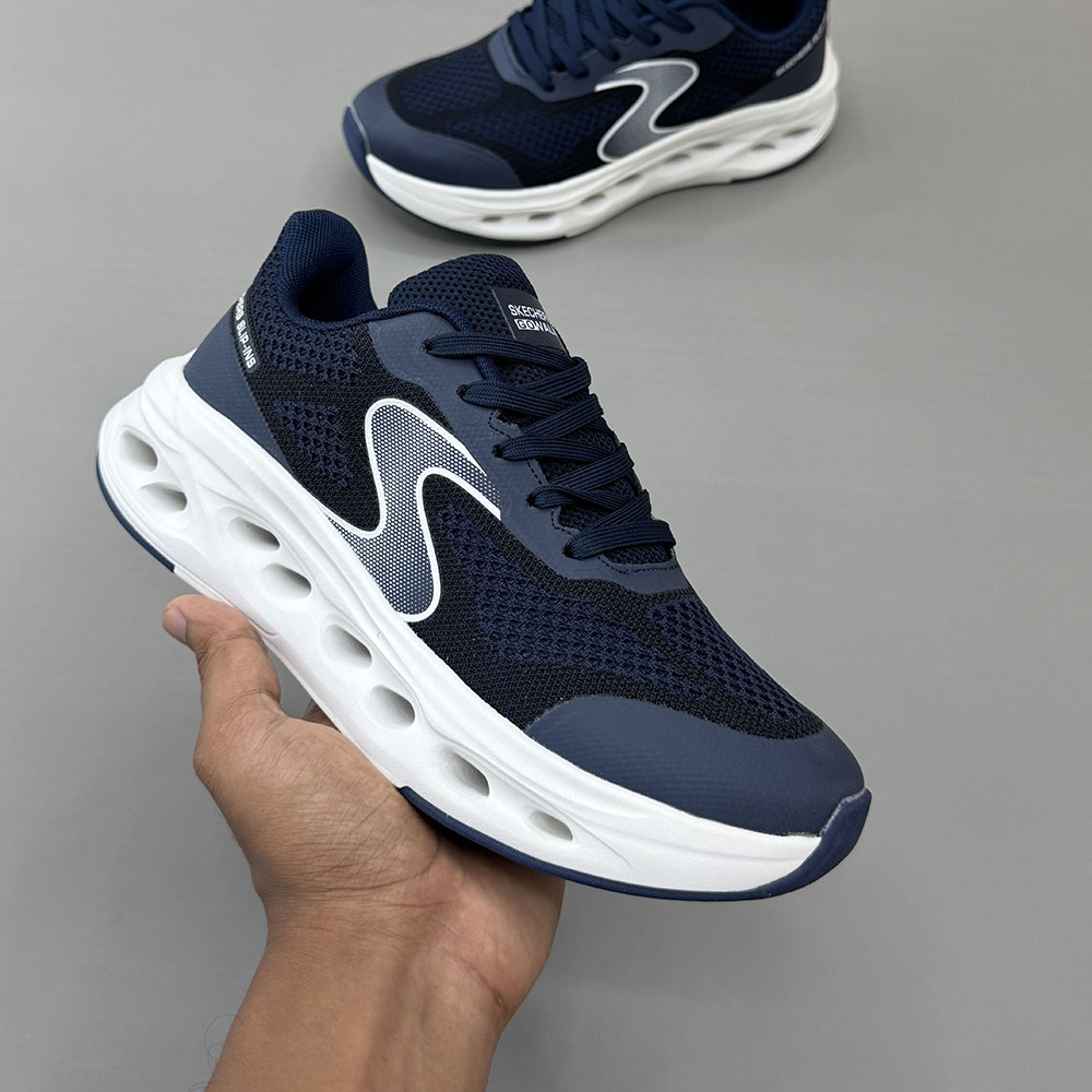 941 (1) Premium Imported Lightweight Sports Running Shoes Lot: 67 | Code: 941 - Image 1